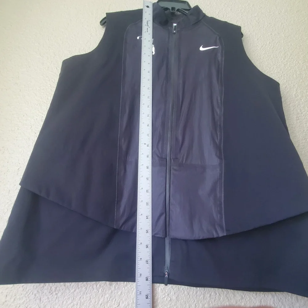 Nike Storm/Fit/ADV Golf Vest Black Size‎ Large Men's DX6075-010 Lightweight